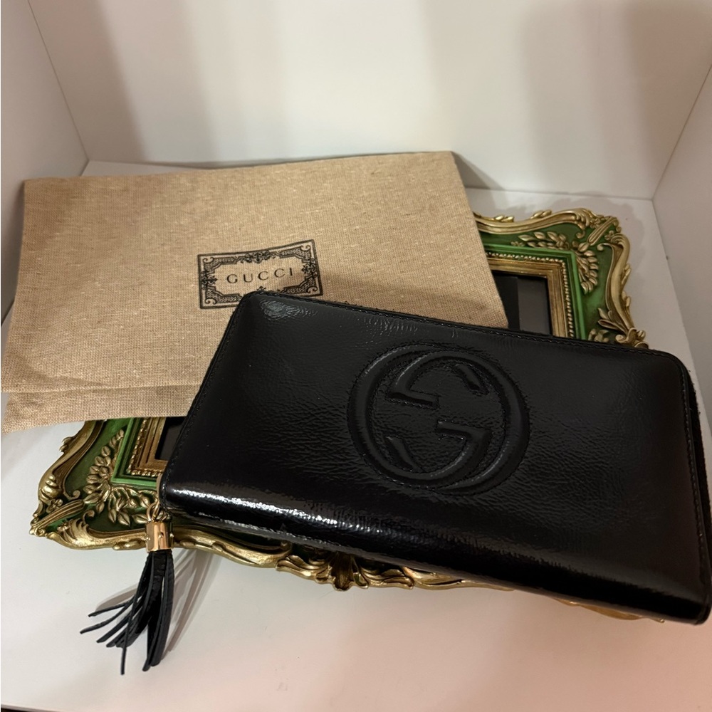 Gucci Black Leather Zip-Around Wallet with Dustbag